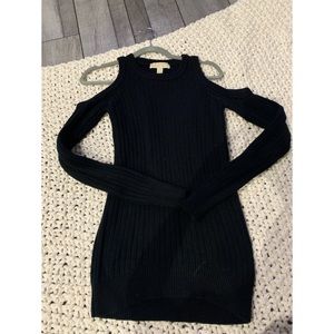 MICHAEL KORS COLD SHOULDER SWEATER